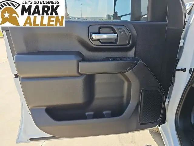 2025 GMC Sierra 3500HD 4WD Crew Cab Long Bed Pro