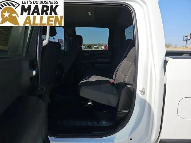 2025 GMC Sierra 3500HD 4WD Crew Cab Long Bed Pro