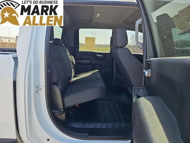 2025 GMC Sierra 3500HD 4WD Crew Cab Long Bed Pro
