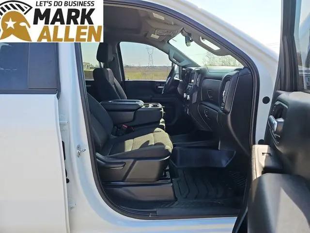 2025 GMC Sierra 3500HD 4WD Crew Cab Long Bed Pro