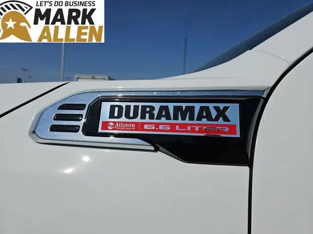2025 GMC Sierra 3500HD 4WD Crew Cab Long Bed Pro
