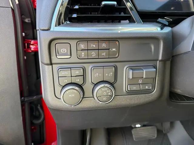 2026 Chevrolet Tahoe 4WD Premier