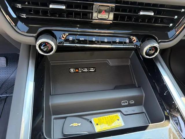 2026 Chevrolet Tahoe 4WD Premier