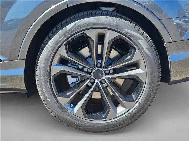 2026 Audi Q7 Premium Plus S line TFSI quattro tiptronic