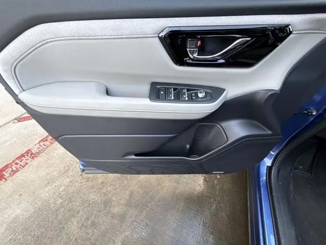 2025 Subaru Forester Limited Hybrid