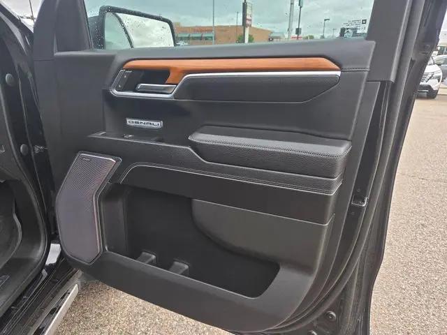 2022 GMC Sierra 1500 4WD Crew Cab Standard Box Denali