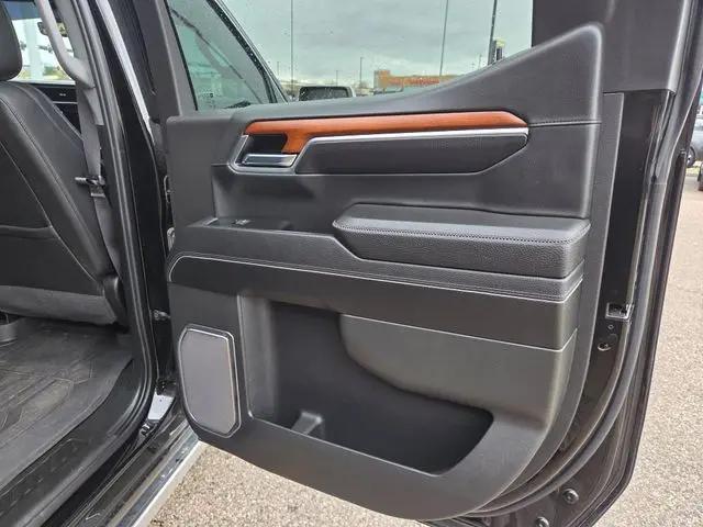 2022 GMC Sierra 1500 4WD Crew Cab Standard Box Denali