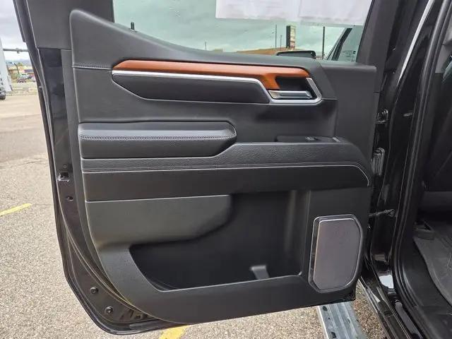 2022 GMC Sierra 1500 4WD Crew Cab Standard Box Denali