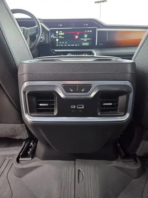 2022 GMC Sierra 1500 4WD Crew Cab Standard Box Denali