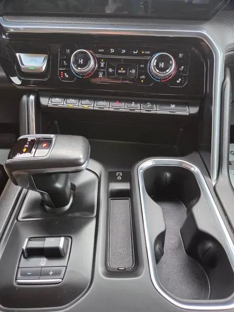 2022 GMC Sierra 1500 4WD Crew Cab Standard Box Denali