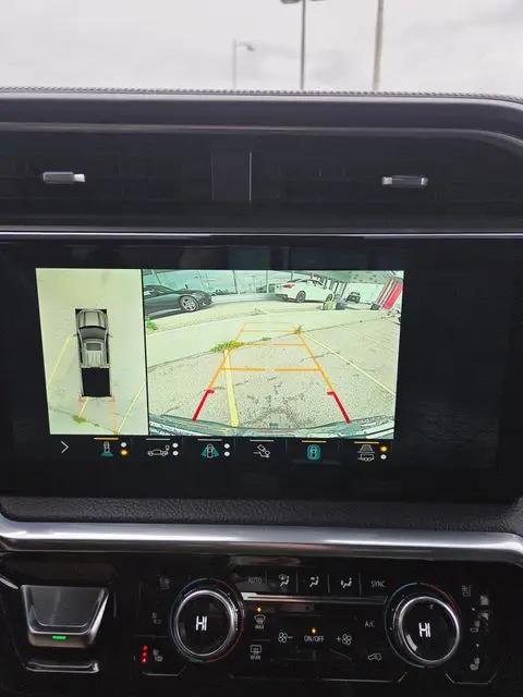 2022 GMC Sierra 1500 4WD Crew Cab Standard Box Denali