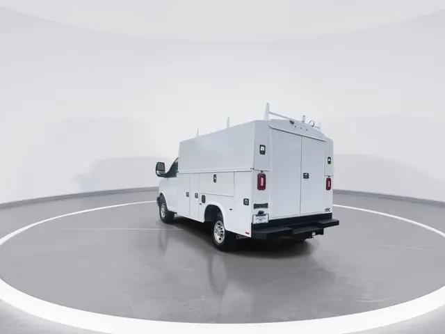 2026 Chevrolet Express Cutaway Work Van