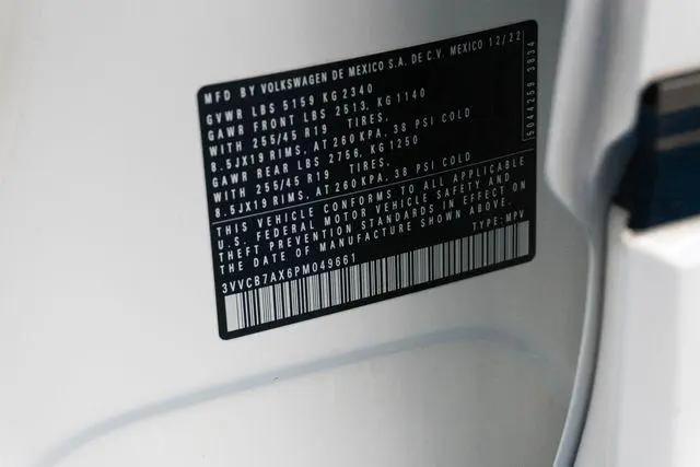 2023 Volkswagen Tiguan 2.0T SE R-Line Black