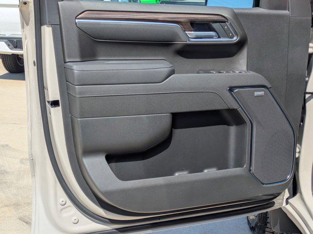 2026 Chevrolet Silverado 1500 4WD Crew Cab Short Bed RST