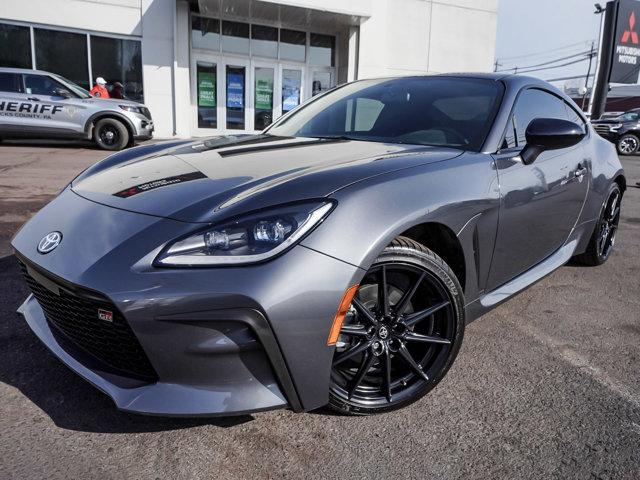 2025 Toyota GR86 Premium