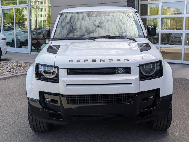 2026 Land Rover Defender P400 X-Dynamic SE