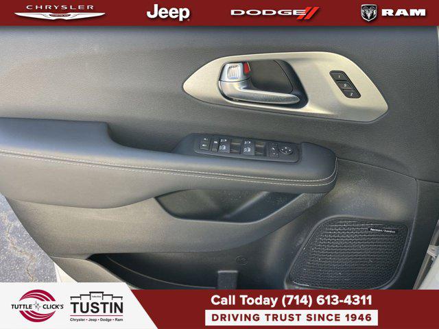 2024 Chrysler Pacifica Limited