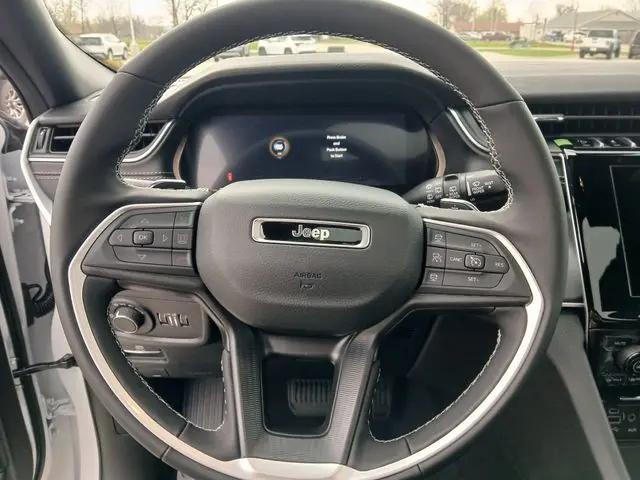 2026 Jeep Grand Cherokee Altitude 4x4