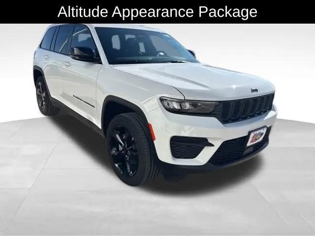 2023 Jeep Grand Cherokee Altitude 4x4