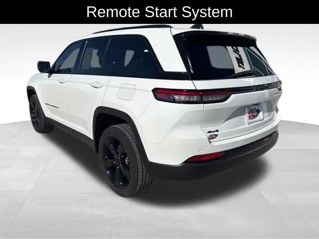 2023 Jeep Grand Cherokee Altitude 4x4