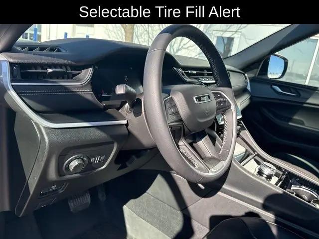 2023 Jeep Grand Cherokee Altitude 4x4