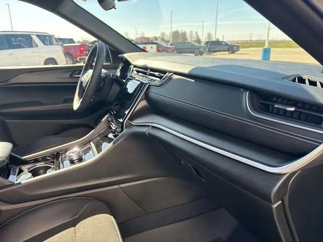 2023 Jeep Grand Cherokee Altitude 4x4