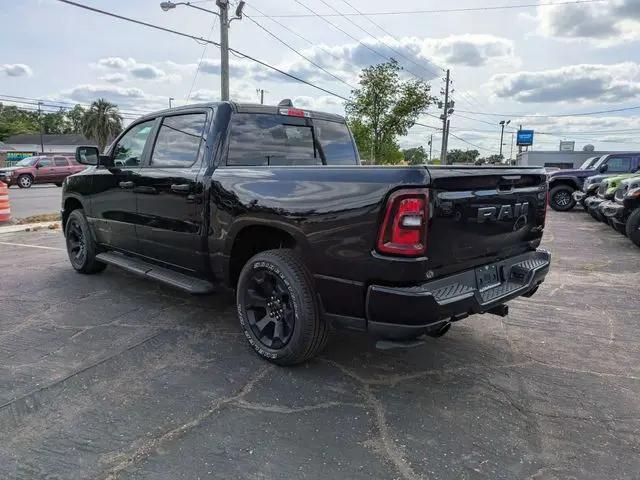 2026 Ram 1500 Express Crew Cab 4x4 5'7" Box