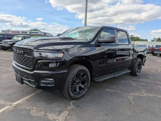2026 Ram 1500 Express Crew Cab 4x4 5'7" Box