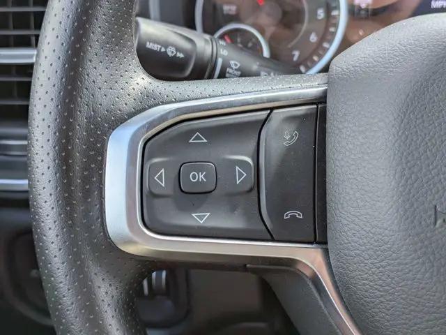 2026 Ram 1500 Express Crew Cab 4x4 5'7" Box
