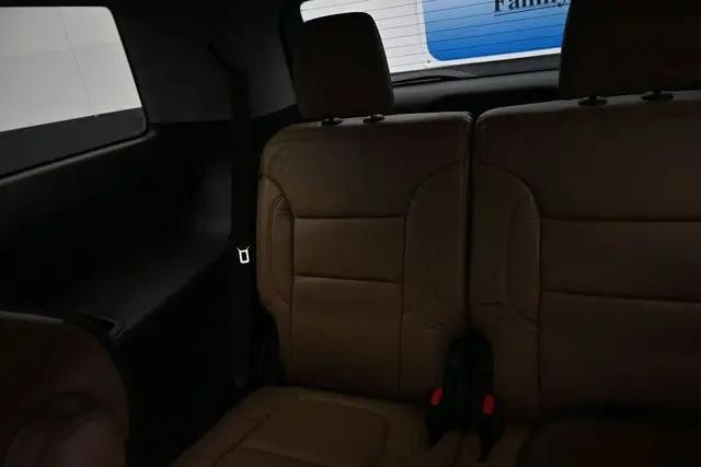 2022 GMC Acadia FWD SLE