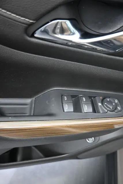 2022 GMC Acadia FWD SLE