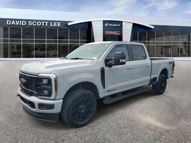 2025 Ford F-350 LARIAT