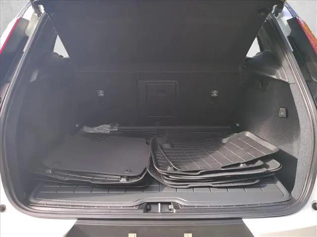 2026 Volvo XC40 Black Edition Ultra, B5 AWD Gas (mild hybrid)