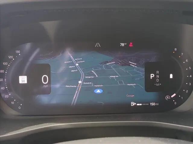 2026 Volvo XC40 Black Edition Ultra, B5 AWD Gas (mild hybrid)