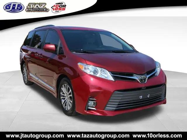 2018 Toyota Sienna XLE Premium 8 Passenger for sale in Sanford, NC