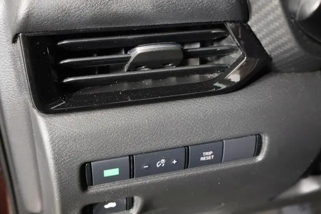 2021 Nissan Sentra SV Xtronic CVT