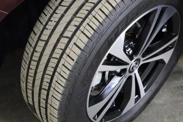 2021 Nissan Sentra SV Xtronic CVT