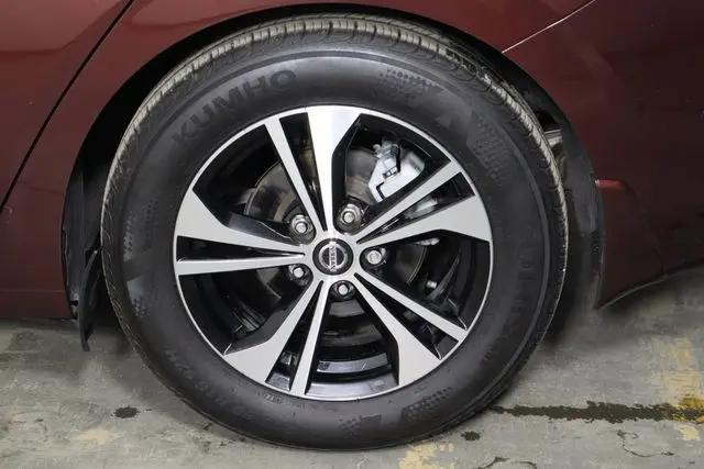 2021 Nissan Sentra SV Xtronic CVT