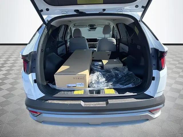 2026 Hyundai Tucson Hybrid SEL