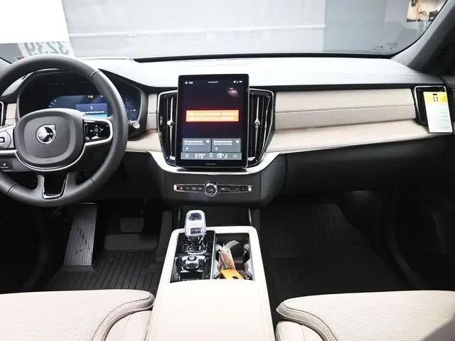 2026 Volvo XC90 Plug-In Hybrid Ultra, T8 AWD, Electric/Gasoline, Bright, 7 Seats
