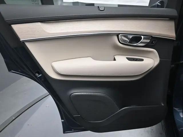 2026 Volvo XC90 Plug-In Hybrid Ultra, T8 AWD, Electric/Gasoline, Bright, 7 Seats