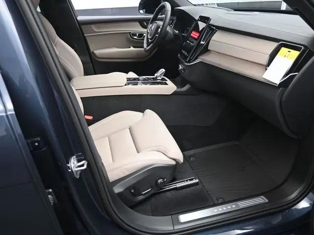 2026 Volvo XC90 Plug-In Hybrid Ultra, T8 AWD, Electric/Gasoline, Bright, 7 Seats