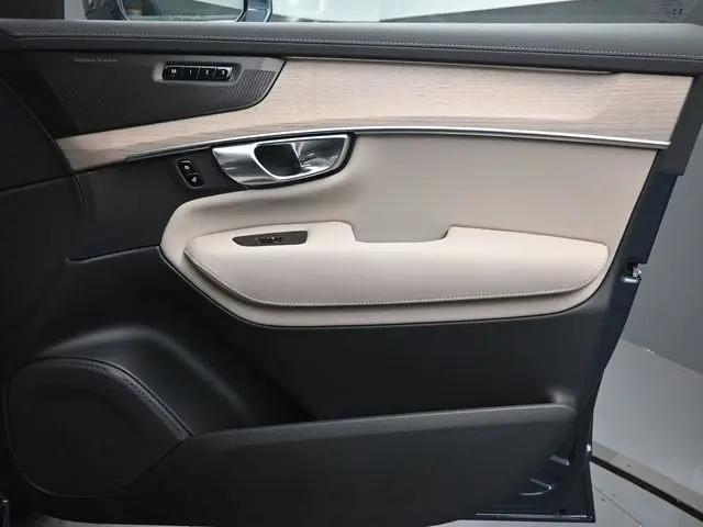 2026 Volvo XC90 Plug-In Hybrid Ultra, T8 AWD, Electric/Gasoline, Bright, 7 Seats