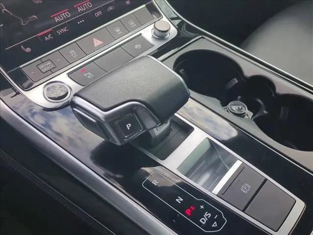 2023 Audi Q7 Premium Plus 55 TFSI quattro Tiptronic