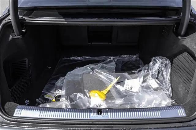 2026 Audi A8 55 TFSI quattro Tiptronic