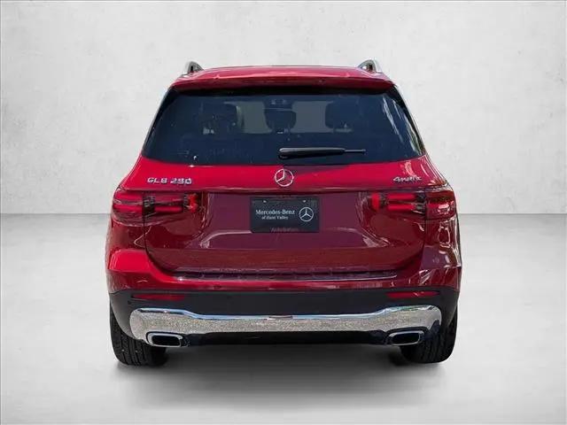 2026 Mercedes-Benz GLB 4MATIC