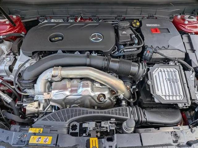 2026 Mercedes-Benz GLB 4MATIC