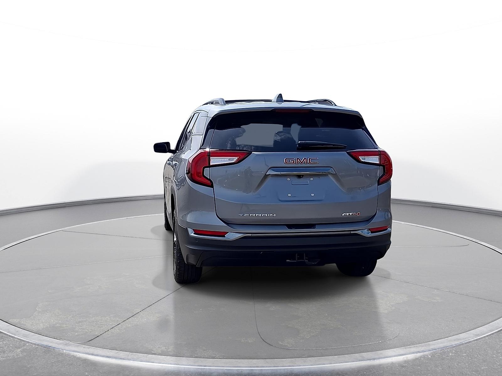 View vehicle photo 7