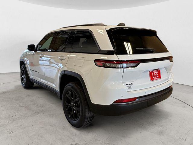 2026 Jeep Grand Cherokee Altitude 4x4