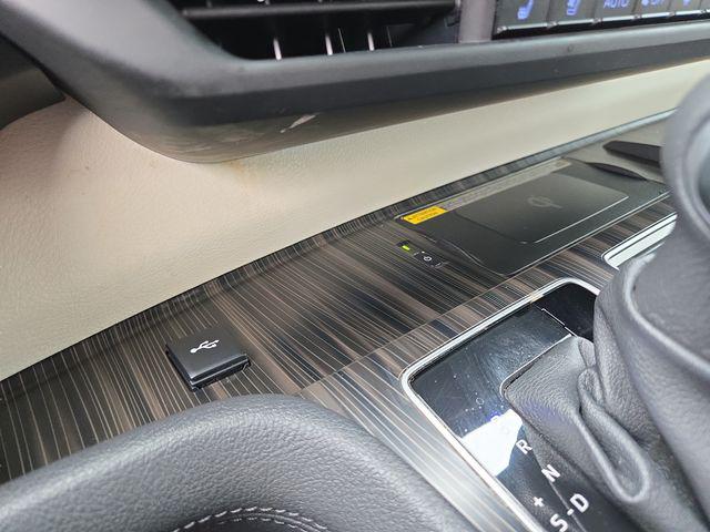 2023 Toyota Sienna Platinum